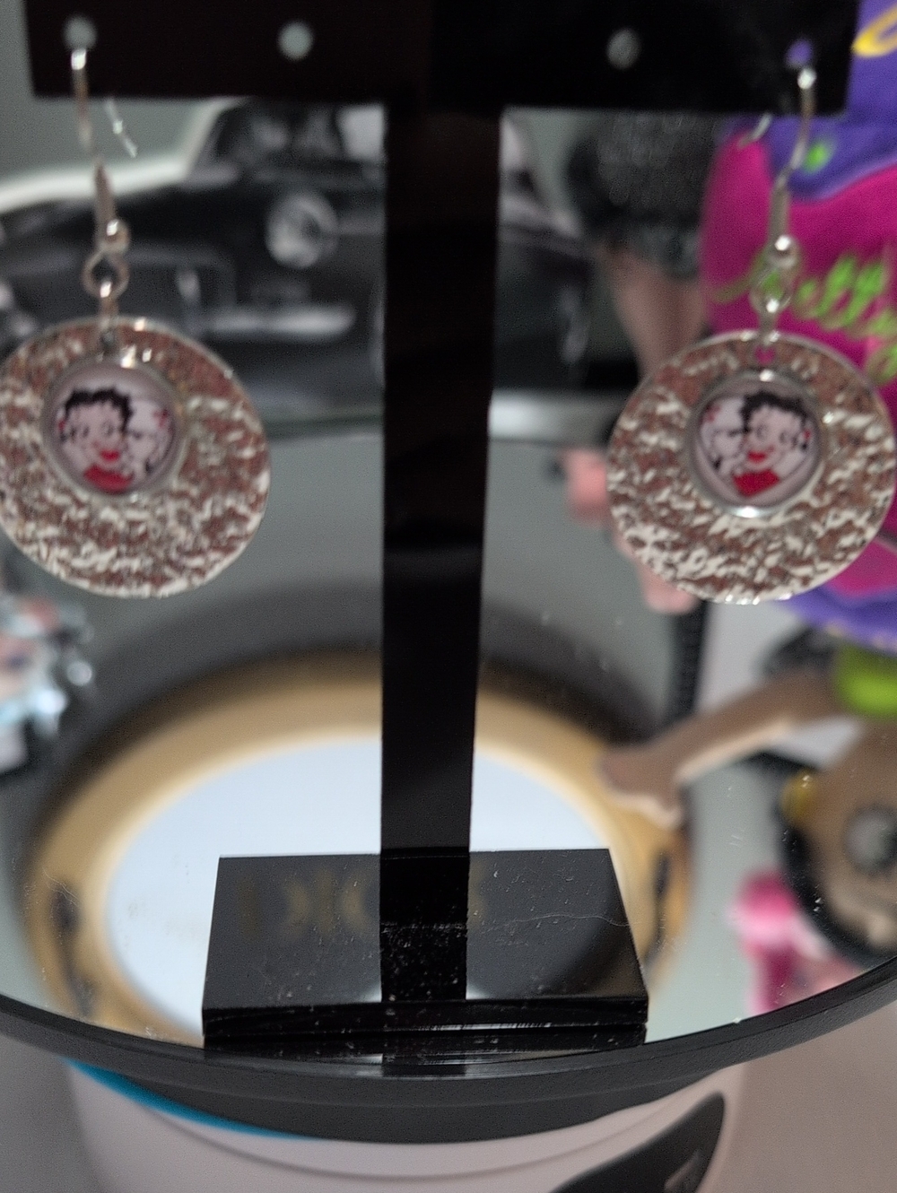 Betty Boop Hammertonned 1" Diameter Silver Discs hook Earrings